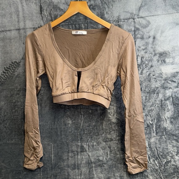 Tops - Fit Kitty Women's Size M Brown Long Sleeve Crop Top New No Tags 026